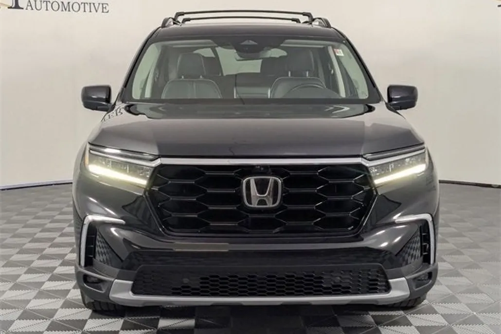 2023 Honda Pilot Elite photo 1