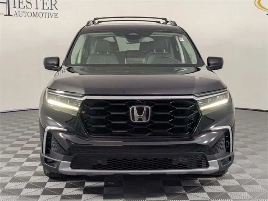 2023 Honda Pilot Elite photo 1