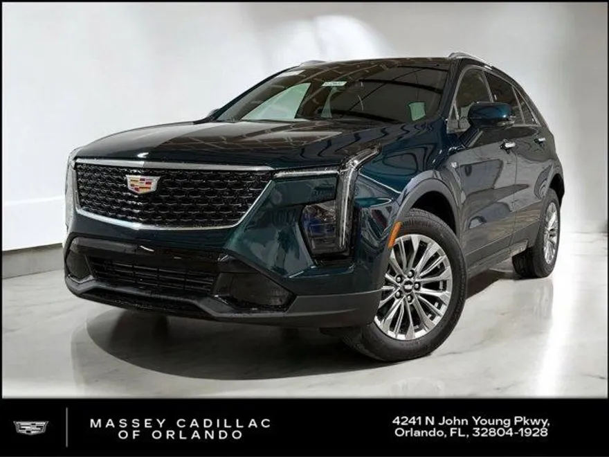 2025 Cadillac XT4 Premium Luxury photo 1