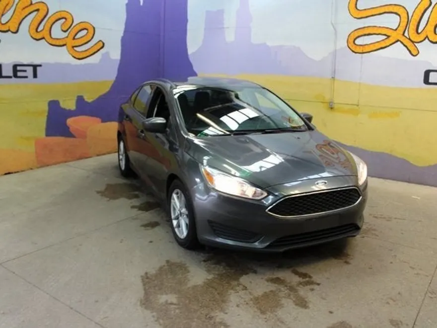 2018 Ford Focus SE photo 1