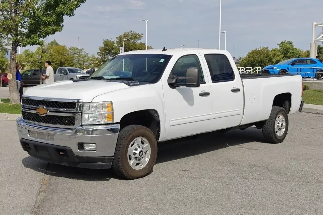 2014 Chevrolet Silverado 2500HD LT photo 1