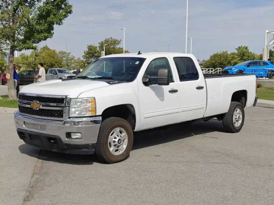 2014 Chevrolet Silverado 2500HD LT photo 1