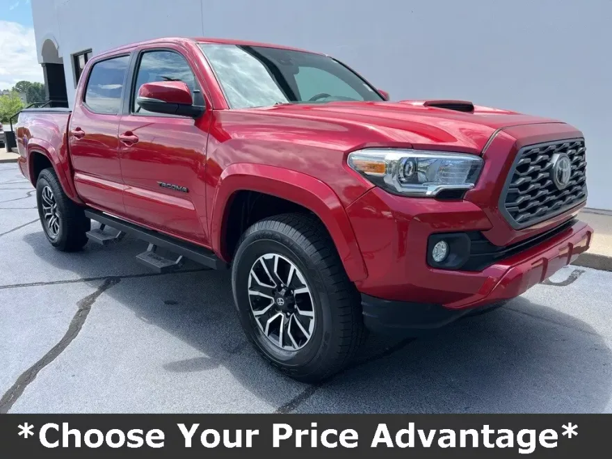 2022 Toyota Tacoma TRD Sport photo 1