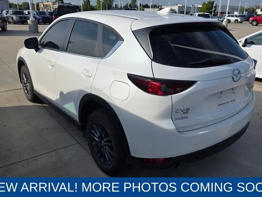 2021 Mazda CX-5 Touring photo 1