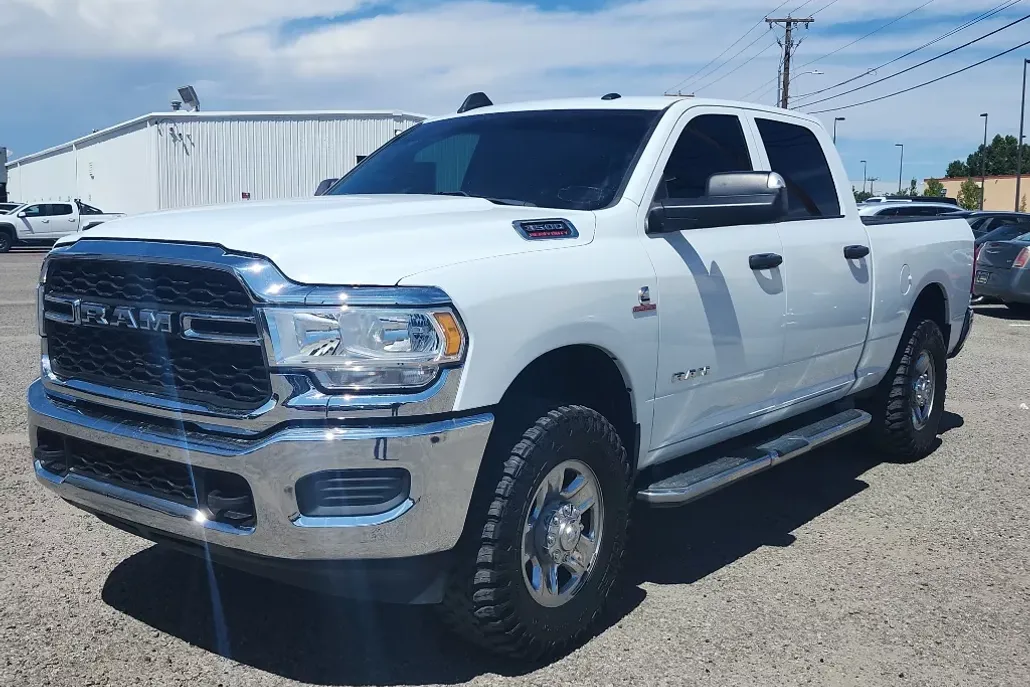 2022 Ram 3500 Tradesman photo 1