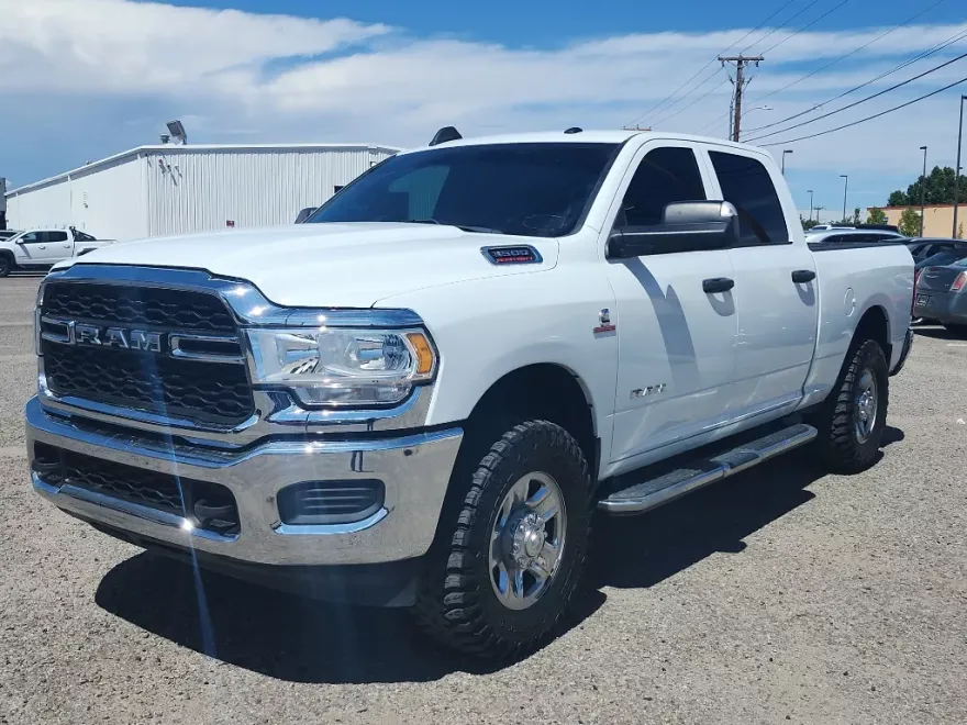 2022 Ram 3500 Tradesman photo 1