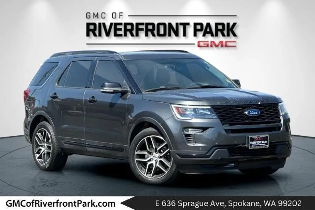 2019 Ford Explorer Sport photo 1