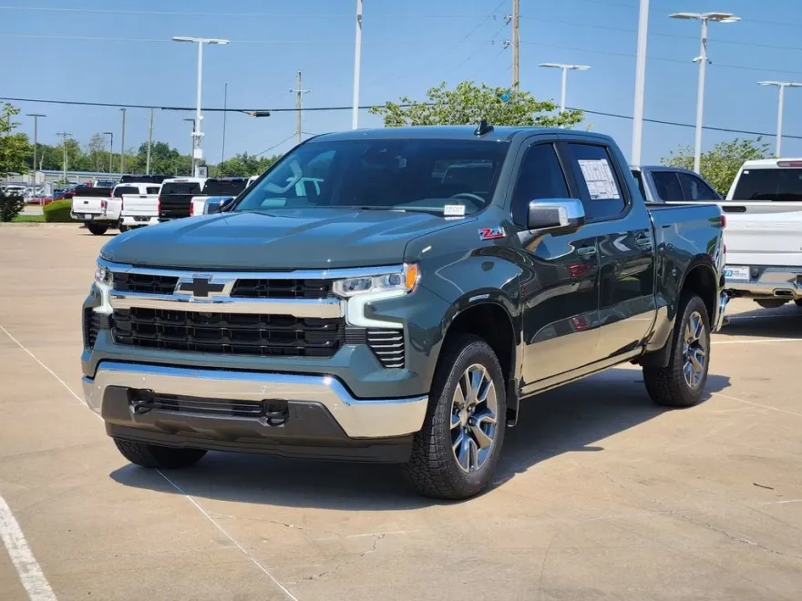 2026 Chevrolet Silverado 1500 photo 1