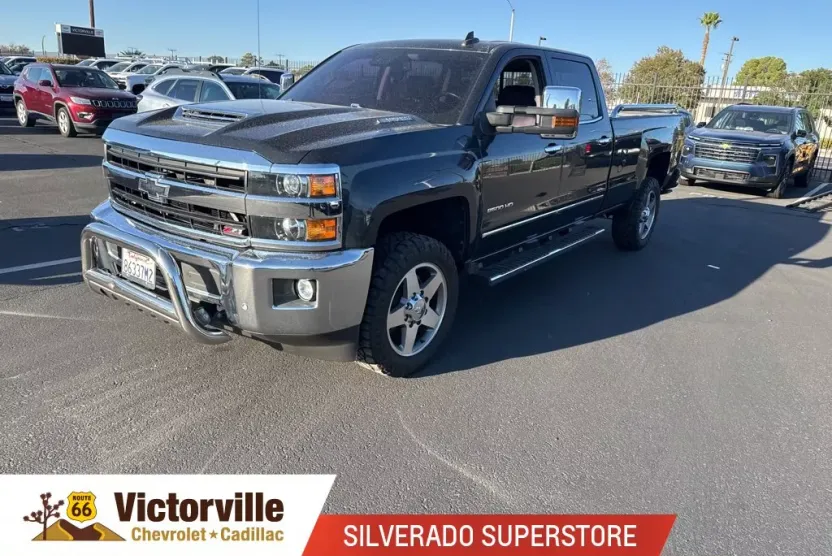 2018 Chevrolet Silverado 2500HD LTZ photo 1
