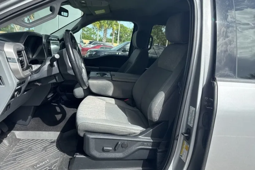 2022 Ford F-150 XLT photo 1