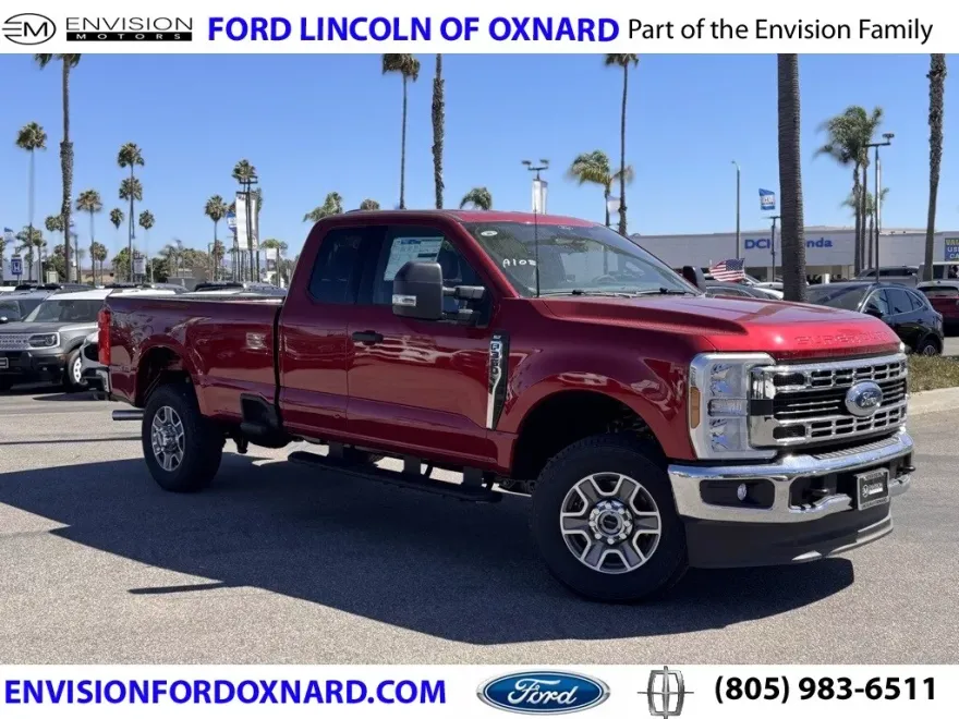 2025 Ford F-350 XLT photo 1