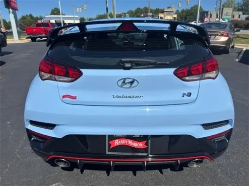 2022 Hyundai Veloster N Base photo 4