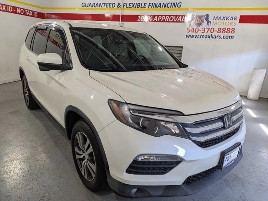 2017 Honda Pilot EX-L photo 1