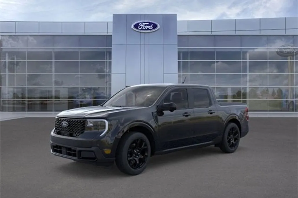 2025 Ford Maverick Lariat photo 1