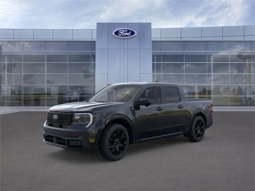 2025 Ford Maverick Lariat photo 1