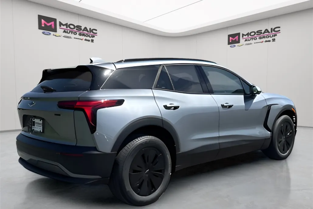 2025 Chevrolet Blazer EV photo 1