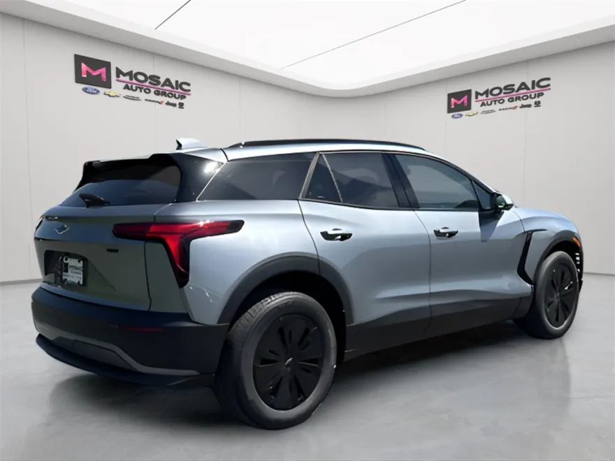 2025 Chevrolet Blazer EV photo 1
