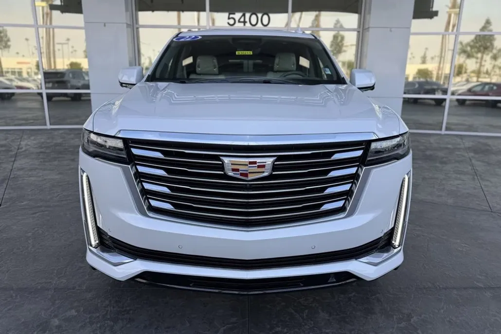 2022 Cadillac Escalade ESV Premium Luxury Platinum photo 1