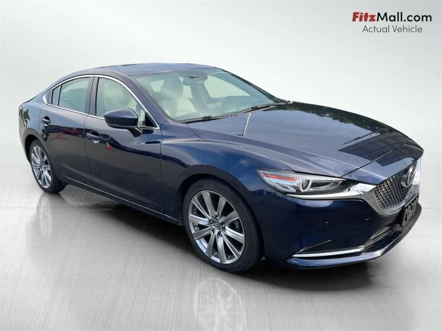 2018 Mazda Mazda6 Signature photo 1