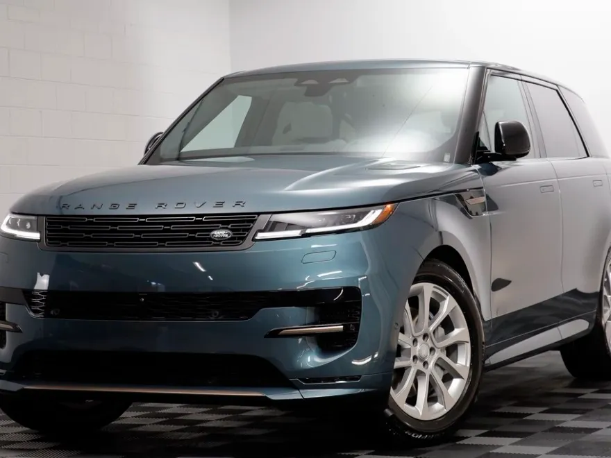 2025 Land Rover Range Rover Sport SE photo 1