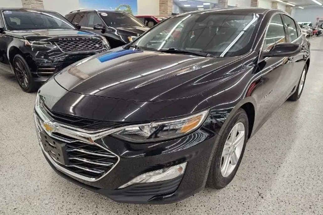 2022 Chevrolet Malibu 1LT photo 1
