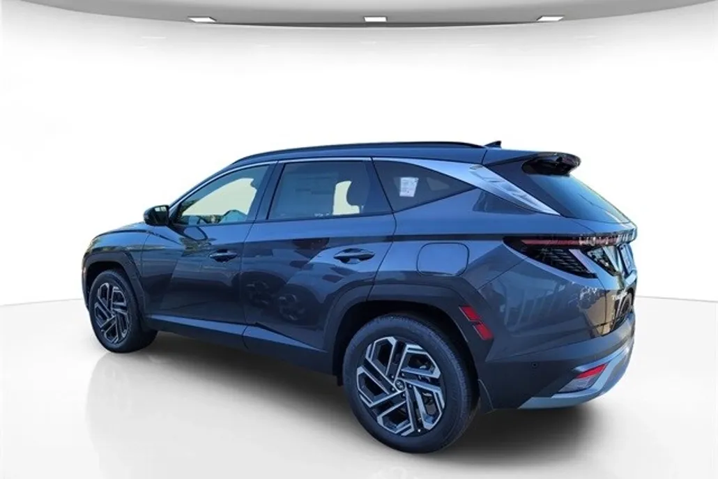 2025 Hyundai Tucson Hybrid Limited photo 1