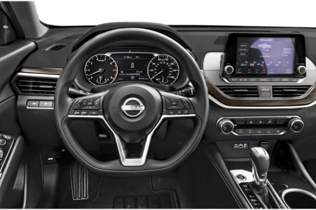 2025 Nissan Altima 2.5 SV photo 3