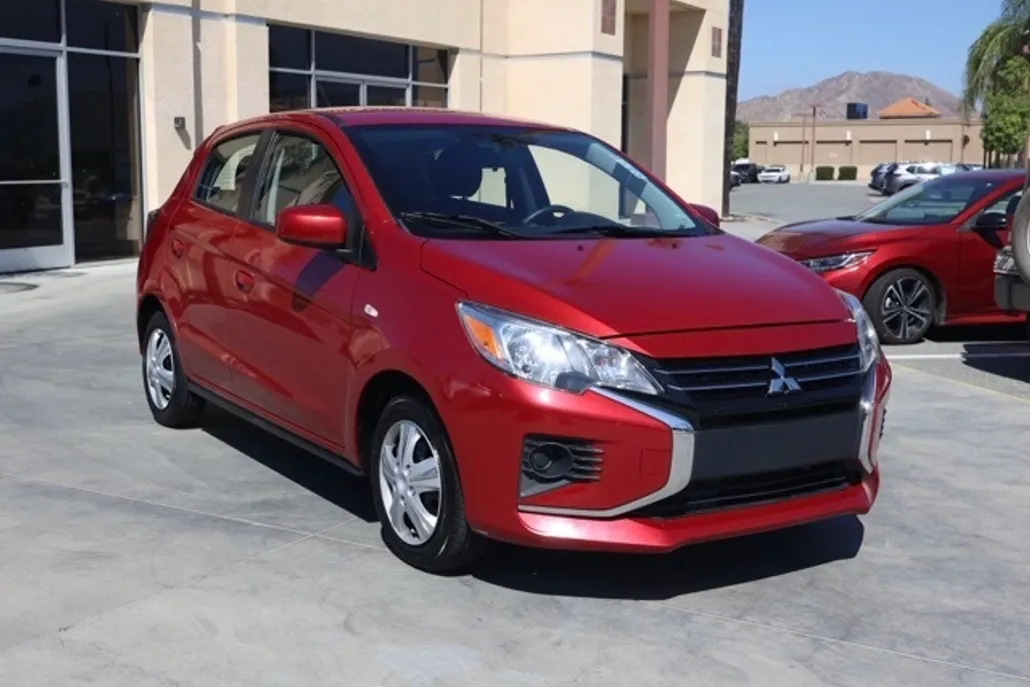2021 Mitsubishi Mirage ES photo 1