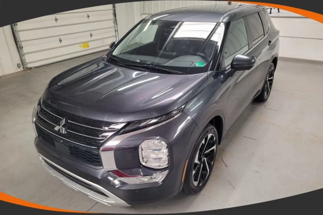 2024 Mitsubishi Outlander SE Ralliart photo 1