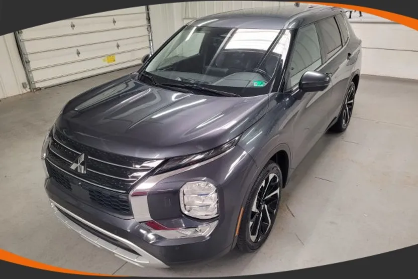 2024 Mitsubishi Outlander SE Ralliart photo 1