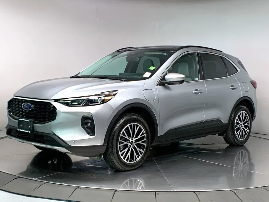 2024 Ford Escape photo 1