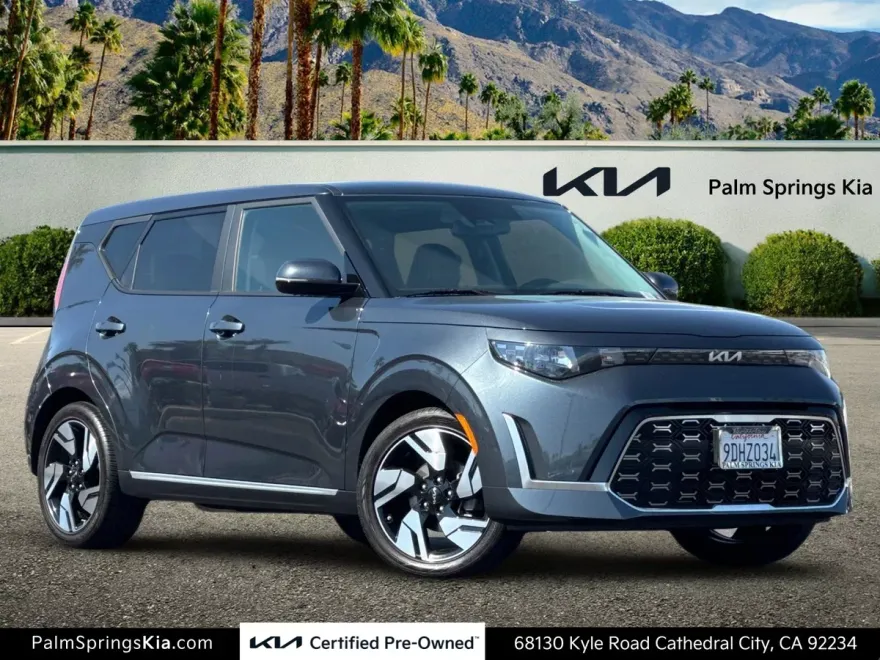 2023 Kia Soul GT-Line photo 1