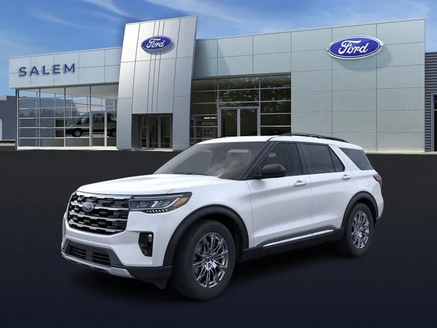 2025 Ford Explorer photo 1