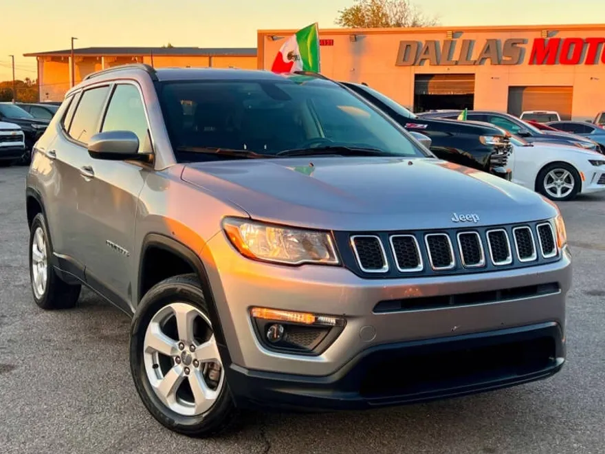 2018 Jeep Compass Latitude photo 1