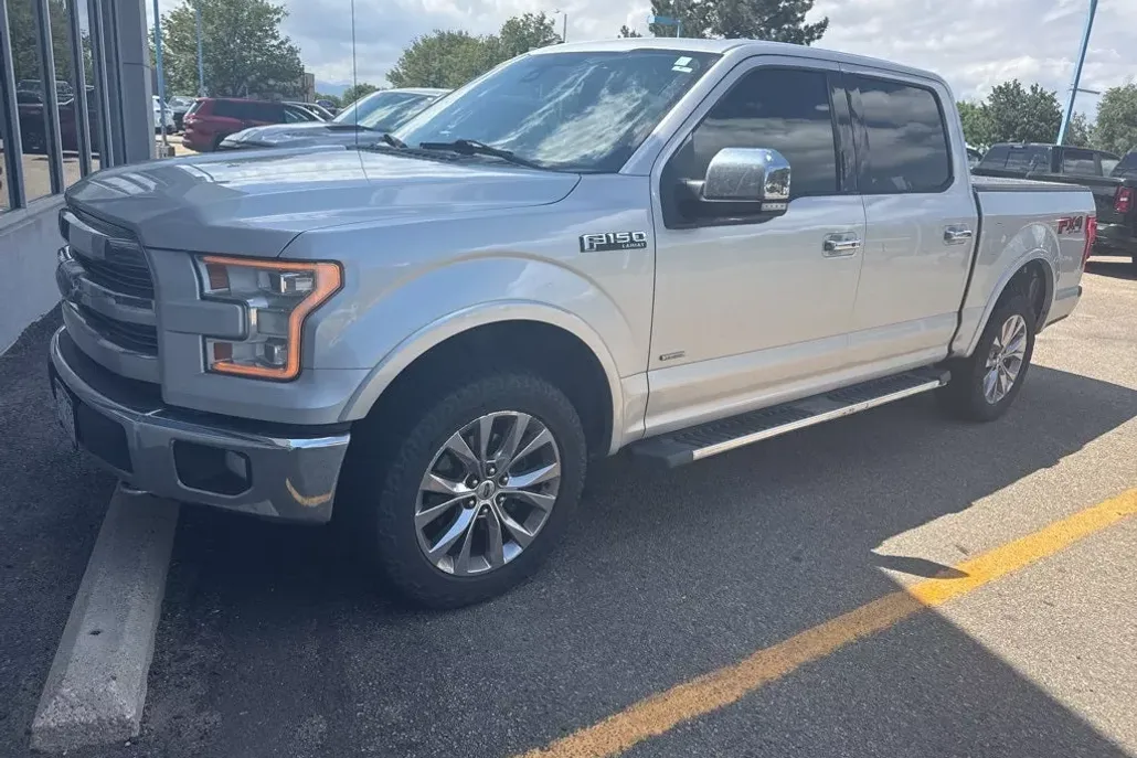 2016 Ford F-150 Lariat photo 1