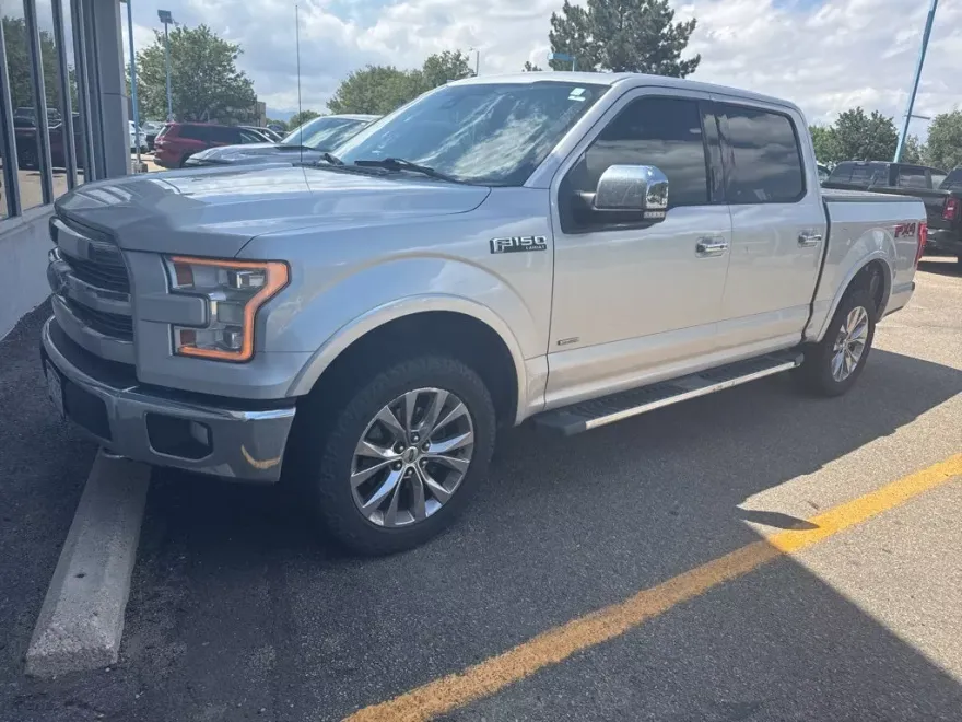 2016 Ford F-150 Lariat photo 1