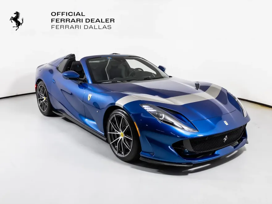 2023 Ferrari 812 GTS photo 1