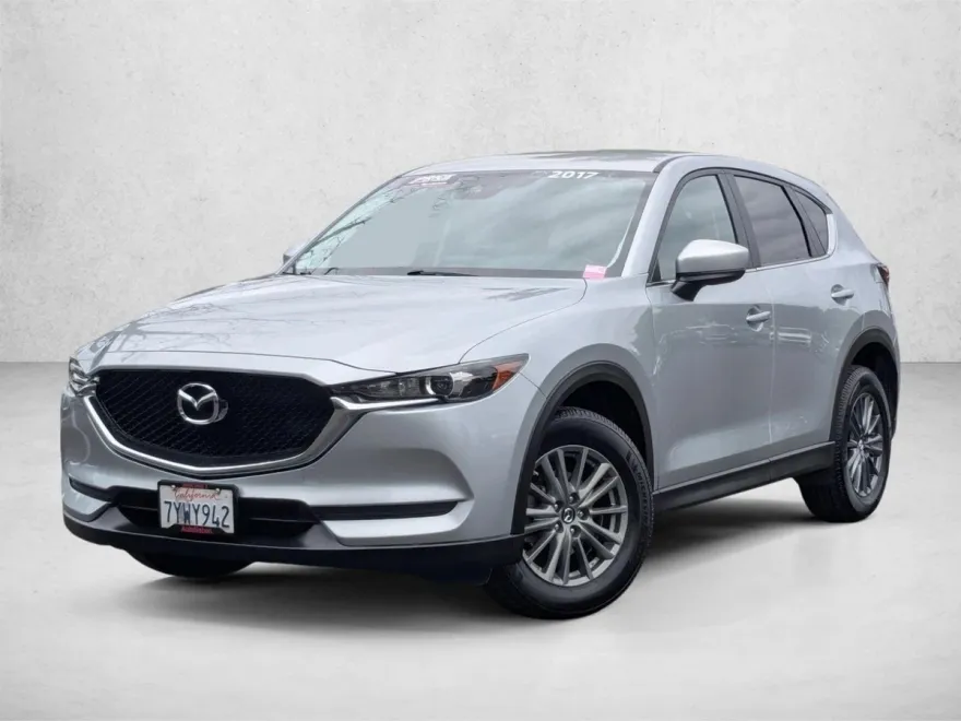 2017 Mazda CX-5 Touring photo 1
