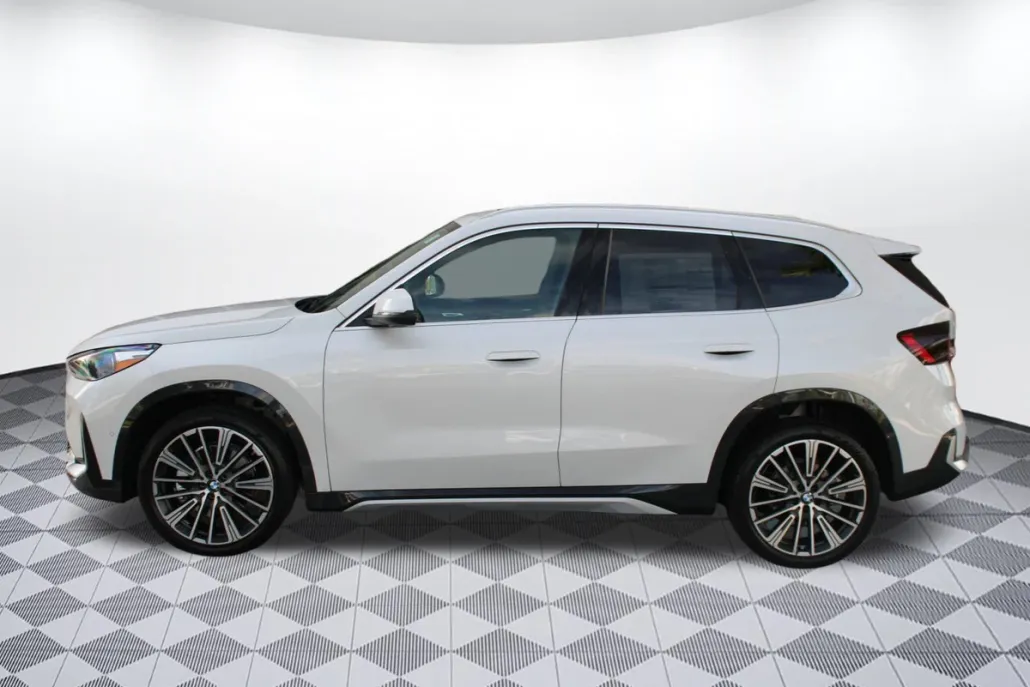 2025 Bmw X1 XDrive28i photo 1