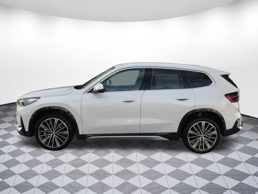 2025 Bmw X1 XDrive28i photo 1