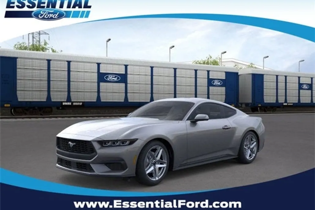 2025 Ford Mustang EcoBoost photo 1