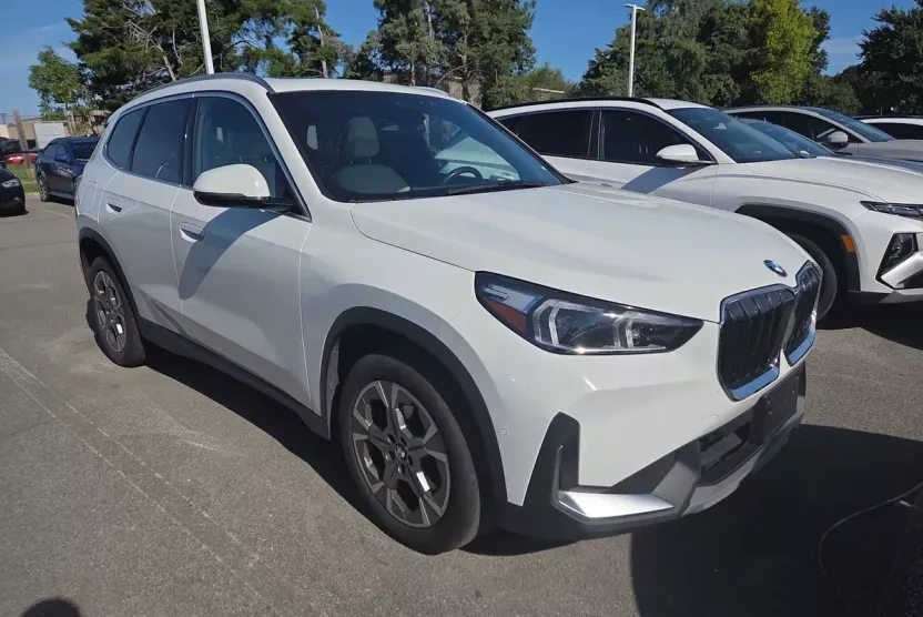 2023 Bmw X1 XDrive28i photo 1