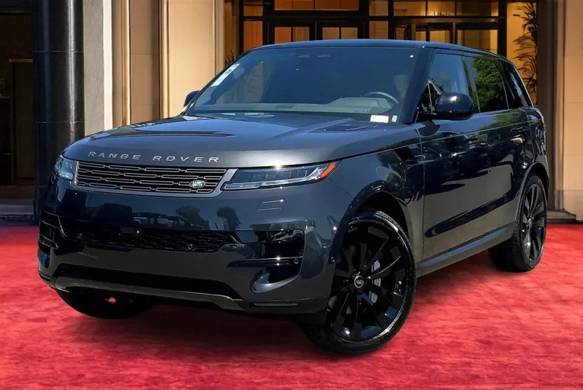2025 Land Rover Range Rover Sport P360 SE photo 1