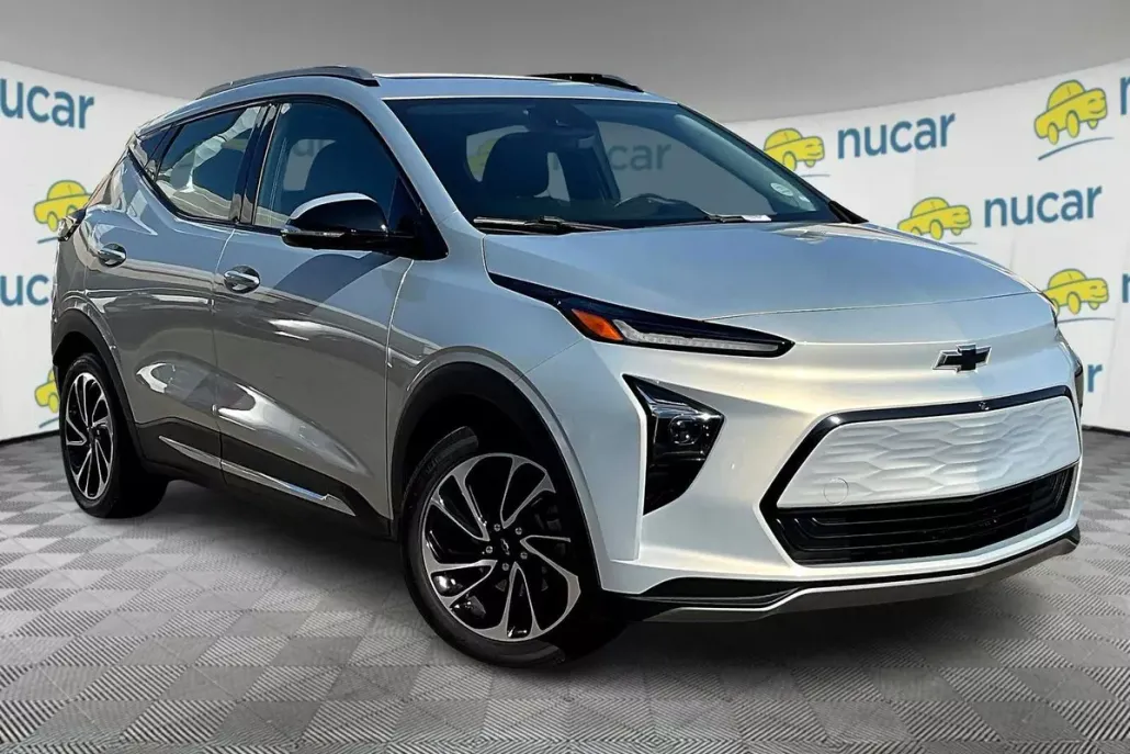 2022 Chevrolet Bolt EUV Premier photo 1