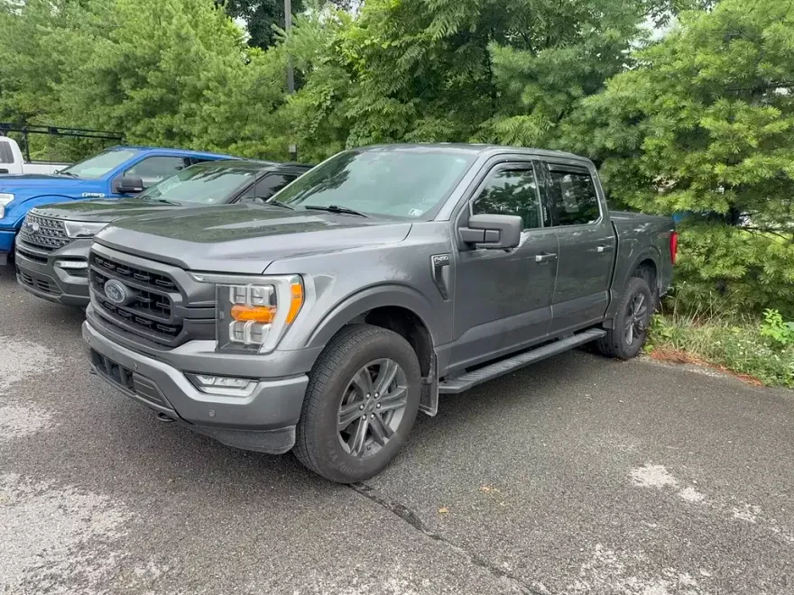 2022 Ford F-150 XLT photo 1