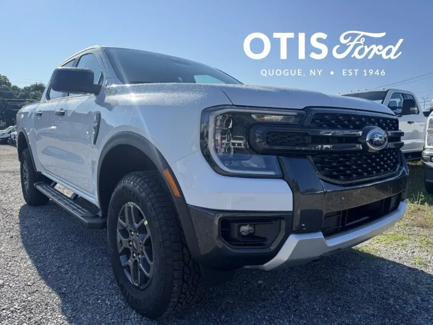 2025 Ford Explorer ST-Line photo 1