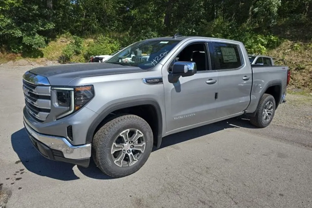 2026 Gmc Sierra 1500 SLE photo 1