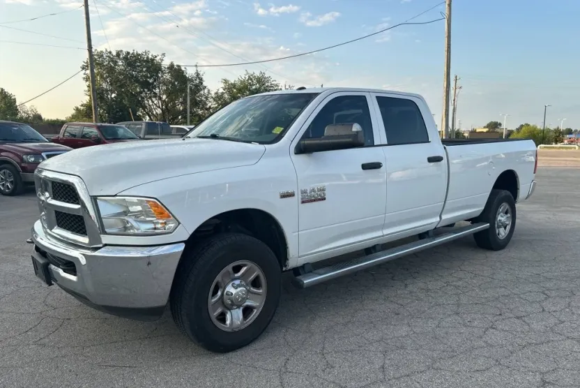 2018 Ram 2500 Tradesman photo 1