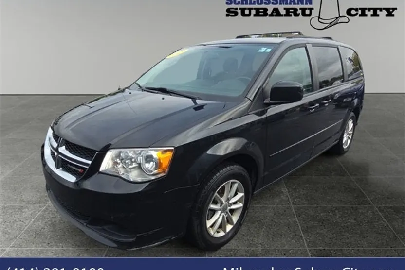 2015 Dodge Grand Caravan SXT photo 1