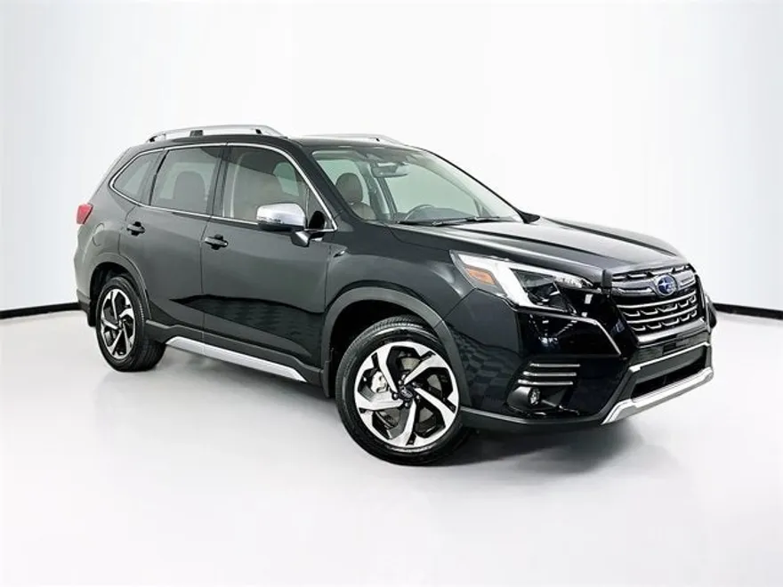 2024 Subaru Forester Touring photo 1